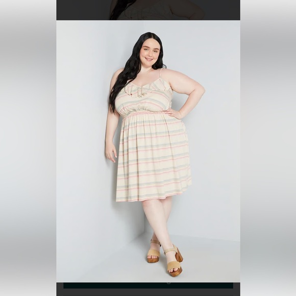 NWT Sunshine and Sand Bound ModCloth Dresss - Picture 1 of 2